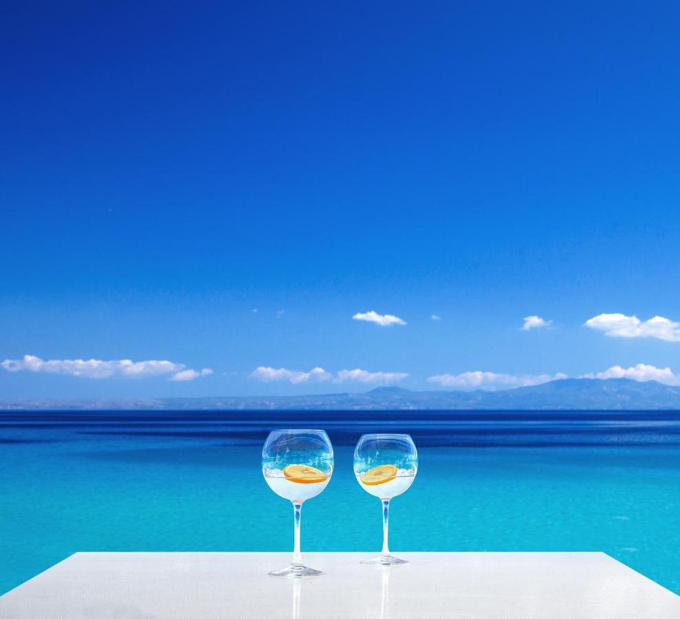 White Suites Resort アフィトス エクステリア 写真